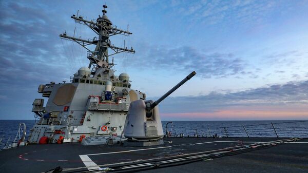 Arleigh Burke-class guided-missile destroyer USS Benfold (DDG 65) conducts routine underway operations. Benfold is forward-deployed to the U.S. 7th Fleet area of operations in support of a free and open Indo-Pacific. - Sputnik International