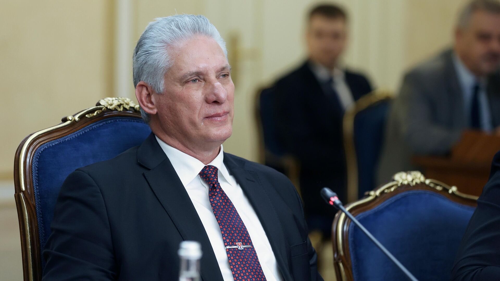 President of the Republic of Cuba Miguel Diaz-Canel Bermudez at a meeting with Chairman of the Federation Council of the Russian Federation Valentina Matvienko - Sputnik International, 1920, 24.08.2023