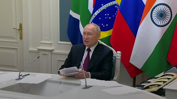 Russian president addresses a message to the participants of 15th BRICS summit - Sputnik International